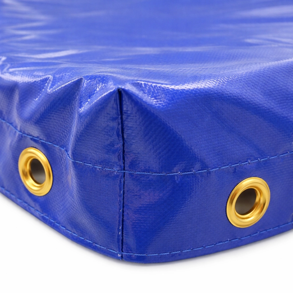 trailer-cover-eylet-corner